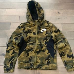Nike camo zip up hoodie